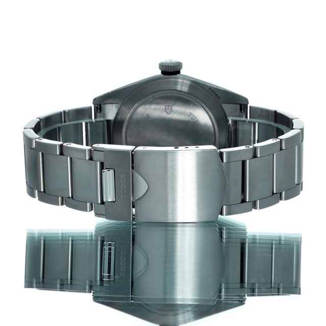 Tudor Black Bay 41 M79540 Image 3